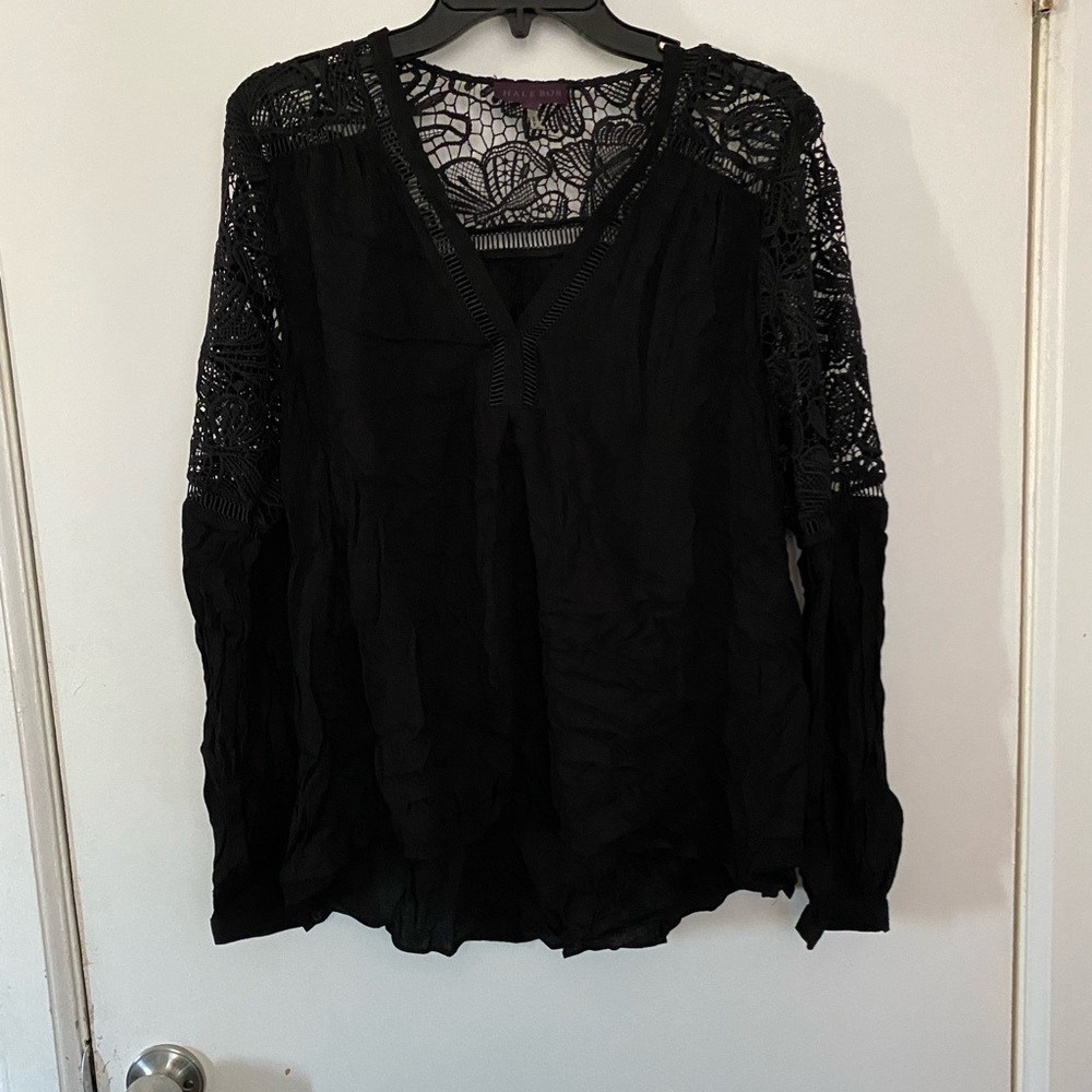 Women’s blouse